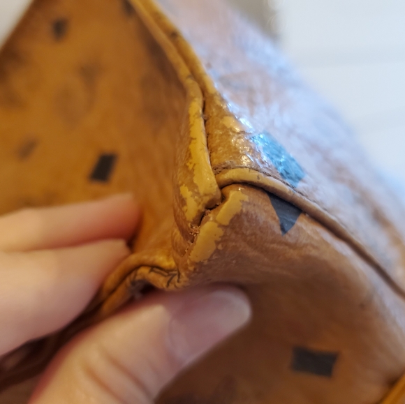 Authentic MCM - Picture 5 of 8
